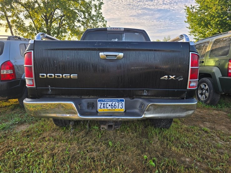 2001-dodge-ram-1500-image-4