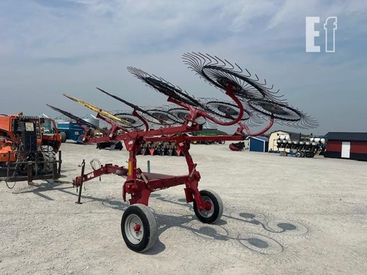 2010-case-ih-wr101-image-3