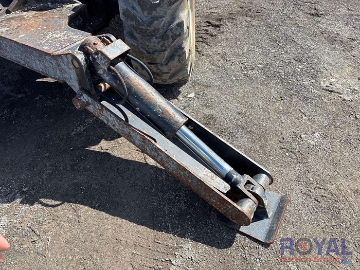 2007-jlg-skytrak-10042-10,000lb-4x4-rough-terrain-telehandler-image-11