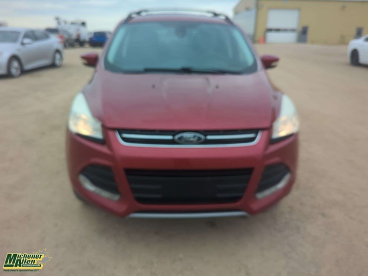 2013-ford-escape-sel-image-23