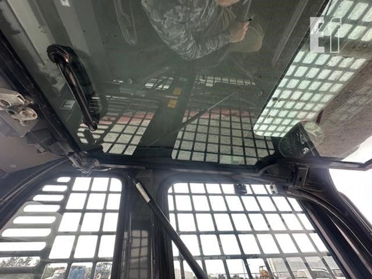 takeuchi-tl12-image-28