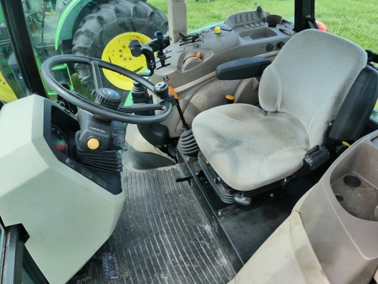 2019-john-deere-5090e-image-9