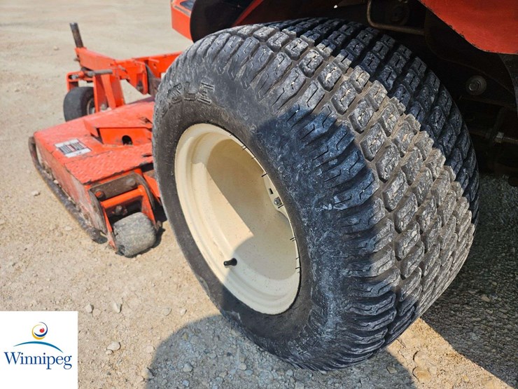 2016-kubota-f3990-image-22