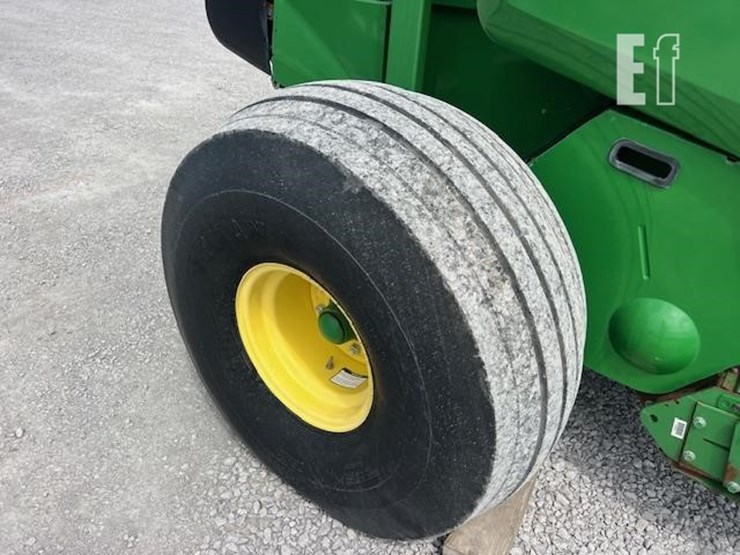 john-deere-560m-image-20