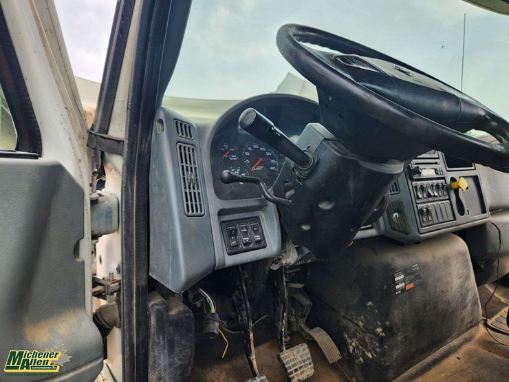 2007-international-durastar-4400-image-8