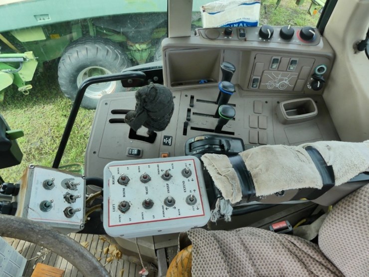 2015-john-deere-6150m-image-13