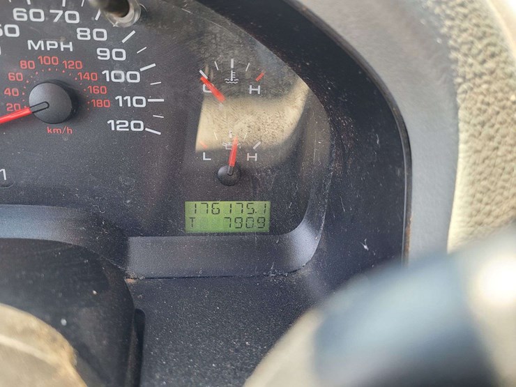 2008-ford-f150-xl-image-12