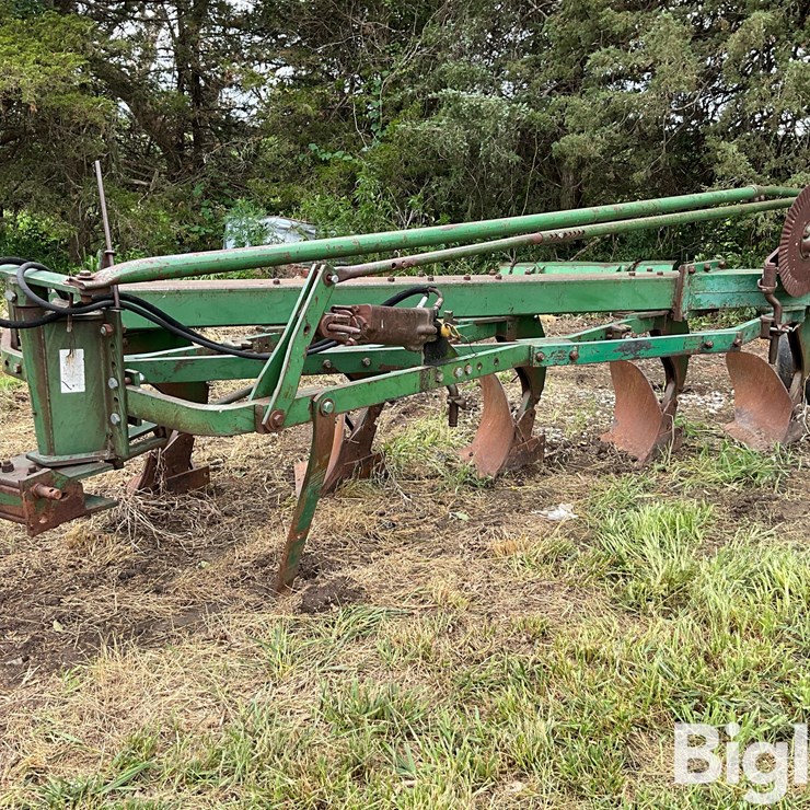 OLIVER 546