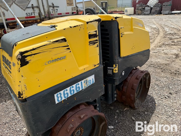 2011-bomag-bmp8500-image-5