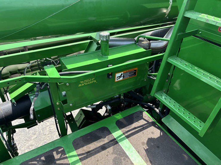 2012-john-deere-s660-image-93