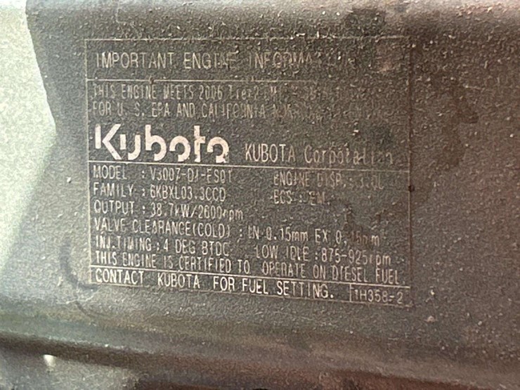 2007-kubota-m5040d-image-28