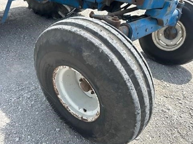 ford-8700-image-14