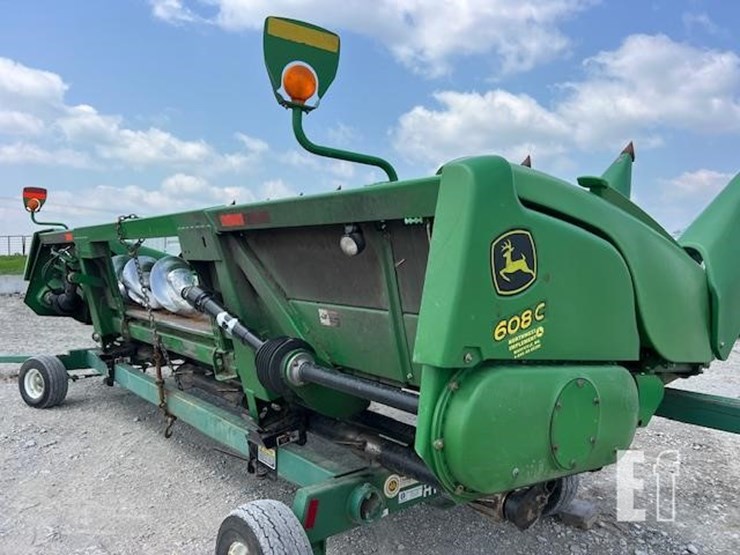 2009-john-deere-608c-image-23