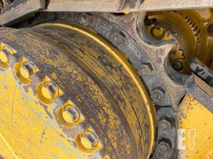 2021-deere-850l-wlt-image-22