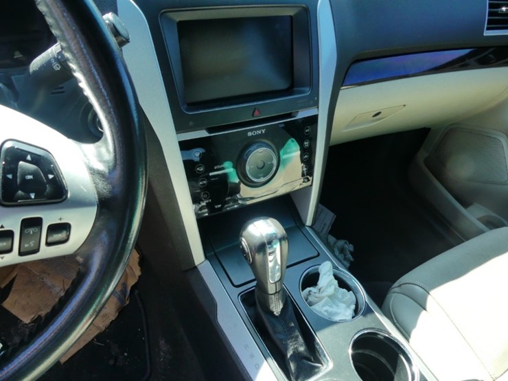 2012-ford-explorer-image-14