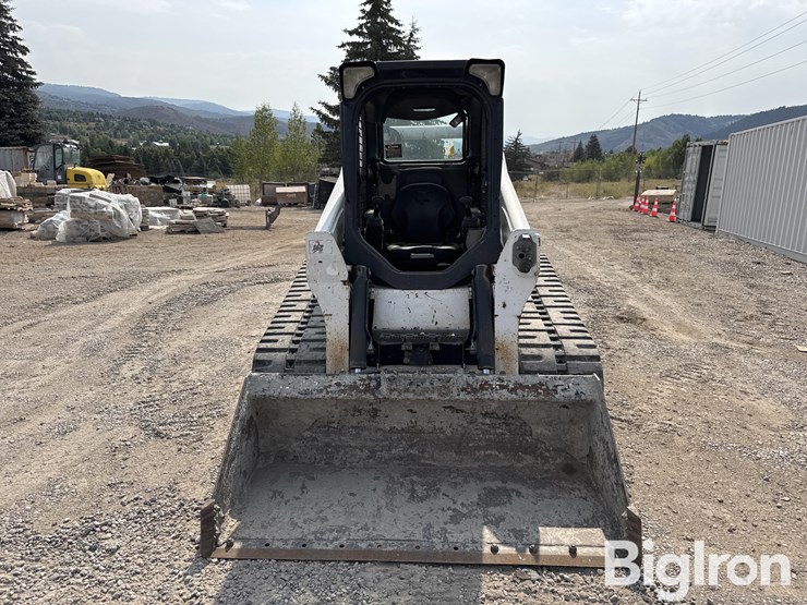 2019-bobcat-t740-image-2
