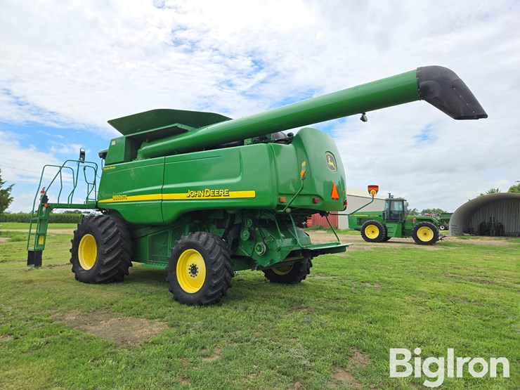 2006-john-deere-9660-sts-image-7