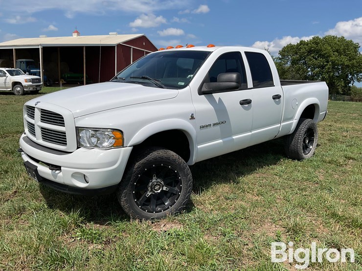 2003-dodge-ram-3500-image-1