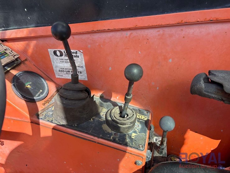 2007-jlg-skytrak-10042-10,000lb-4x4-rough-terrain-telehandler-image-16