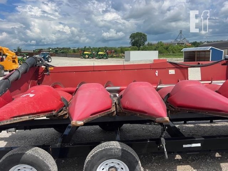 2011-case-ih-3412-image-24