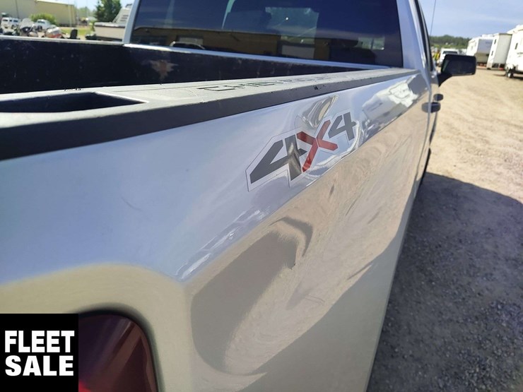 2019-chevrolet-silverado-1500-image-31