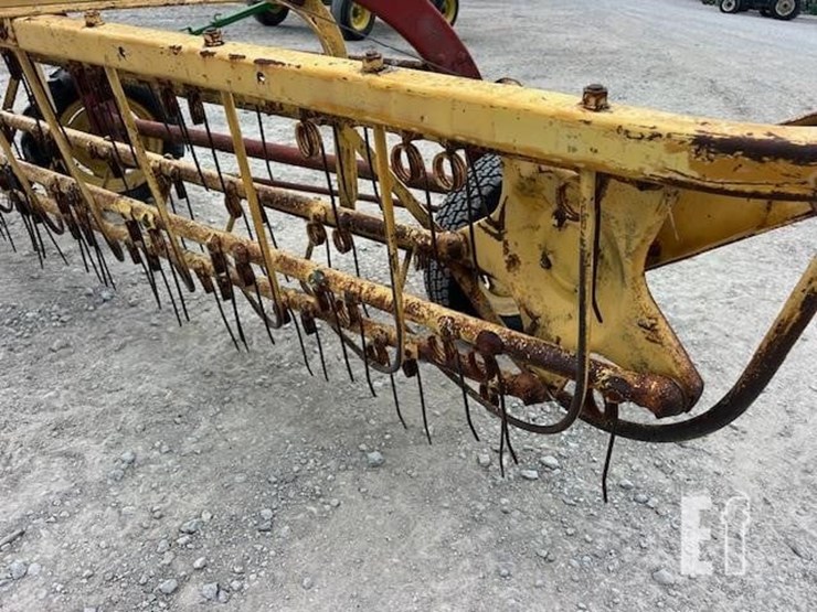 new-holland-256-image-17