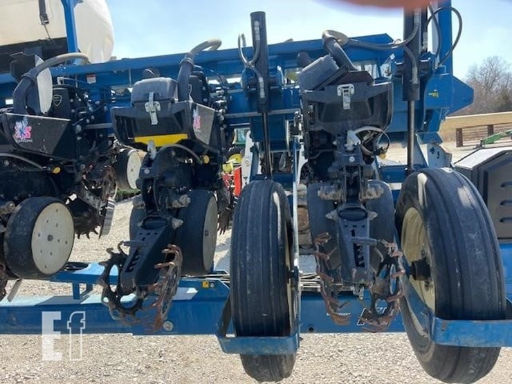 2009-kinze-3660asd-image-23