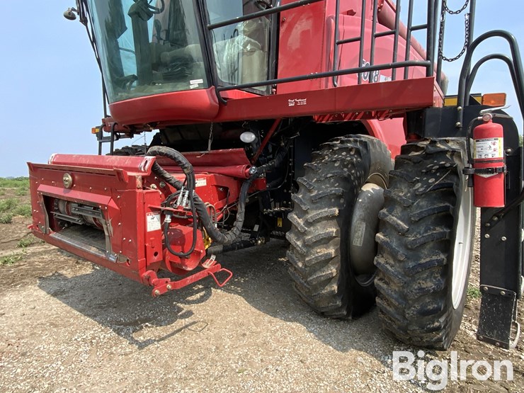 2011-case-ih-5088-image-17