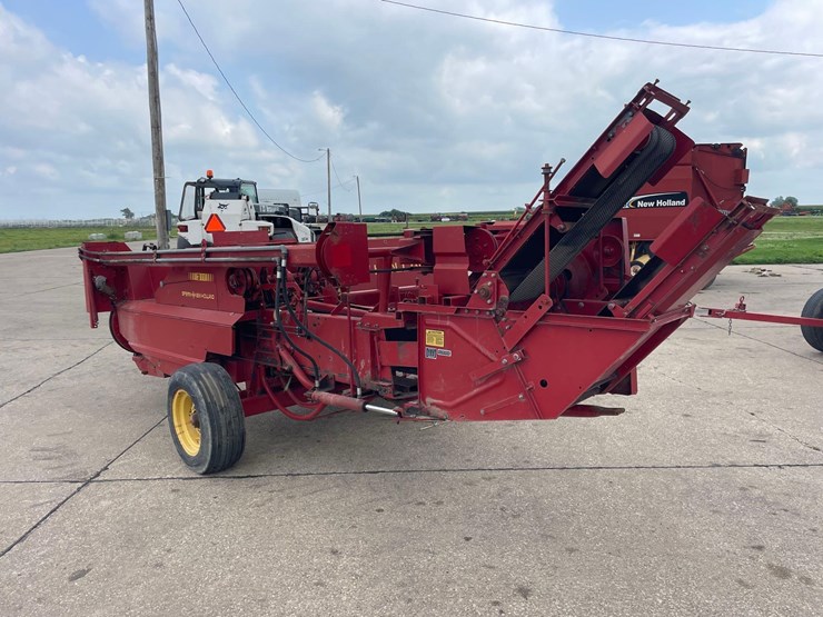 new-holland-311-image-4