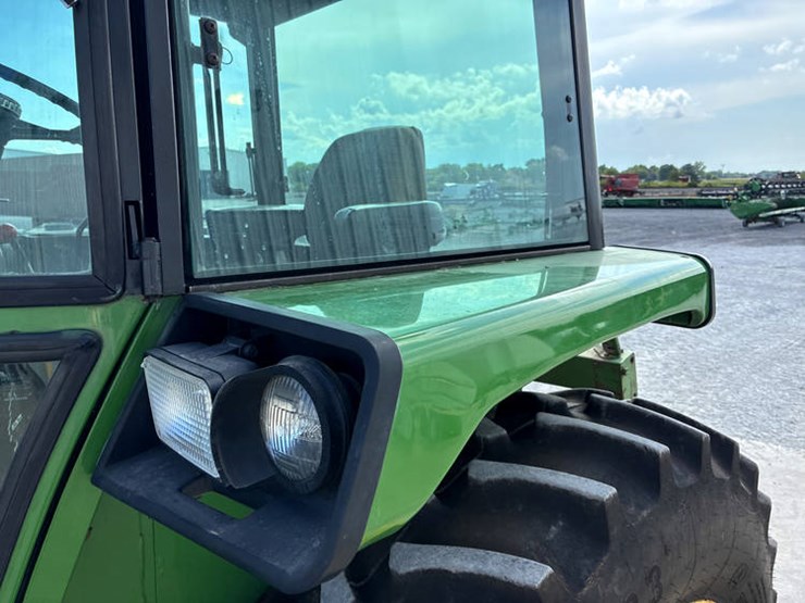 1987-john-deere-4630-image-19