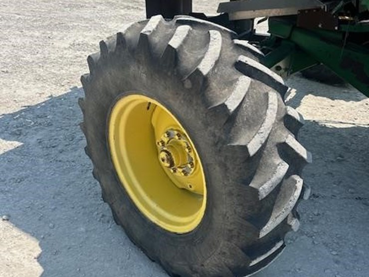 1988-john-deere-8820-image-14