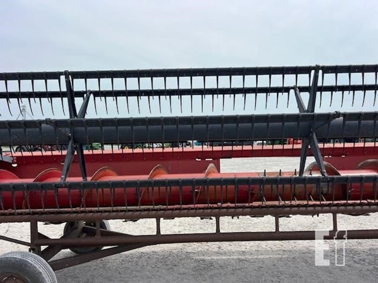 case-ih-1020-image-18