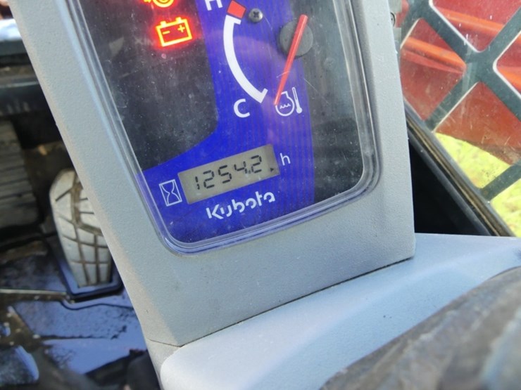 kubota-svl75-2-image-16