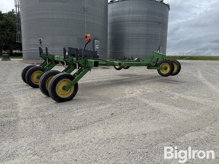 john-deere-7200-image-5