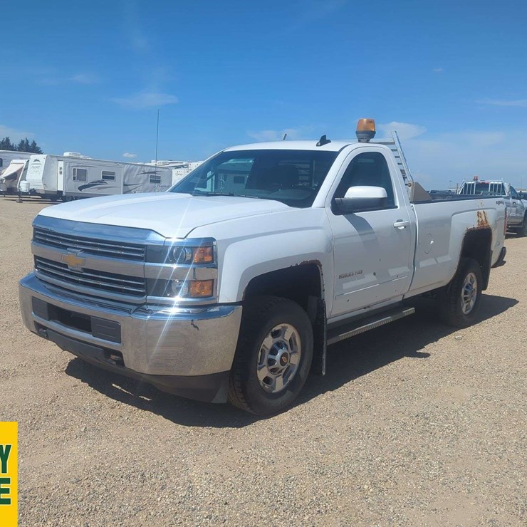 2015 CHEVROLET SILVERADO 2500HD LT