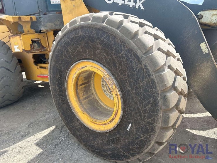 2005-johndeere-644k-image-13