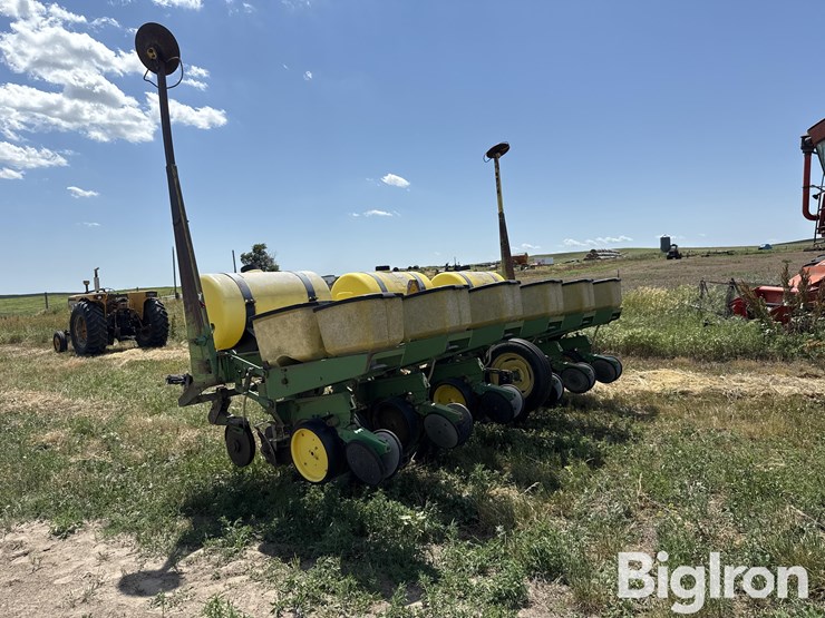 john-deere-7000-image-7