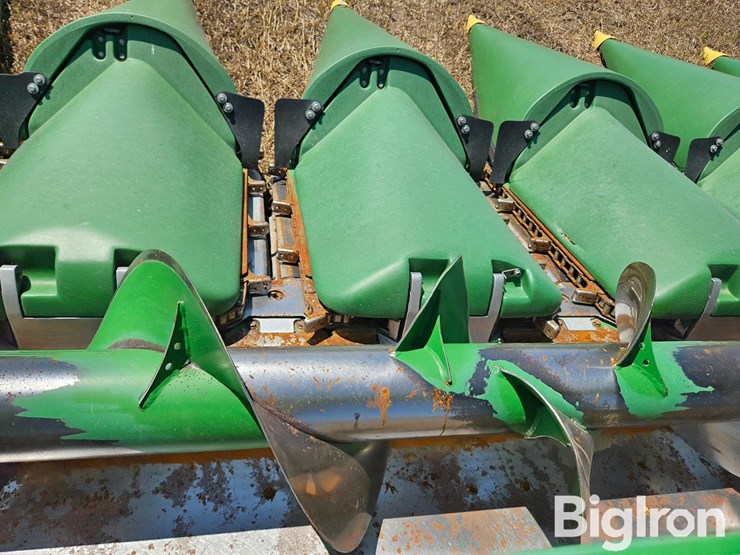 2008-john-deere-608c-image-16