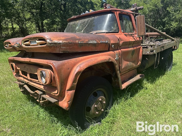 1963-chevrolet-apache-image-1