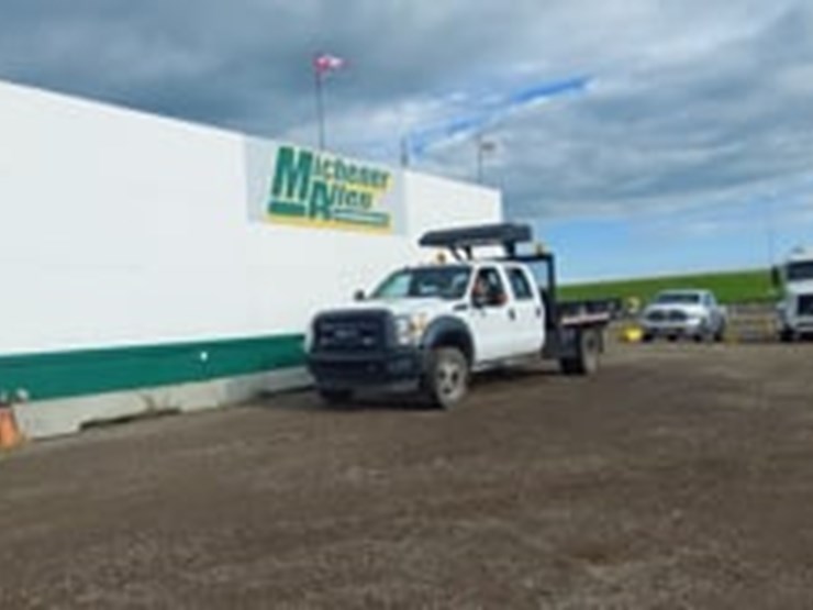 2015-ford-f550-image-21