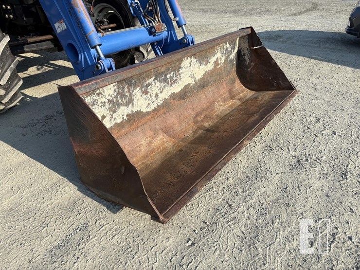 new-holland-ts100a-image-5