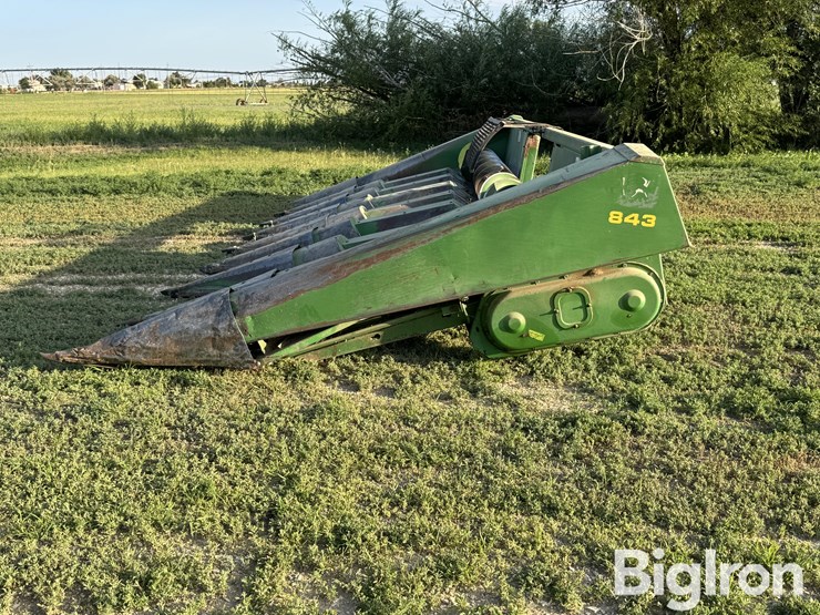 john-deere-843-image-8