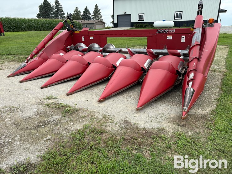 2009-case-ih-3206-image-1