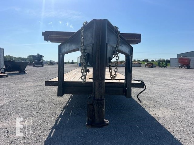 2025-shop-built-trailer-image-12