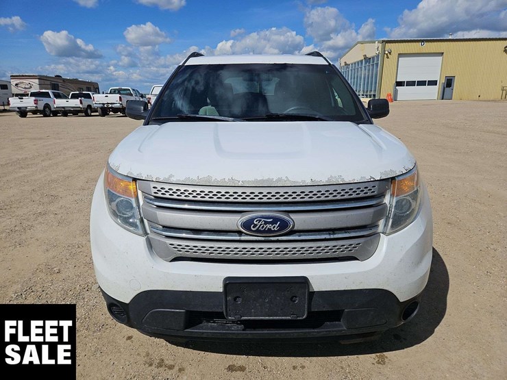 2013-ford-explorer-image-22
