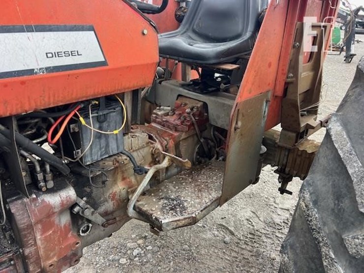 massey-ferguson-255-image-31