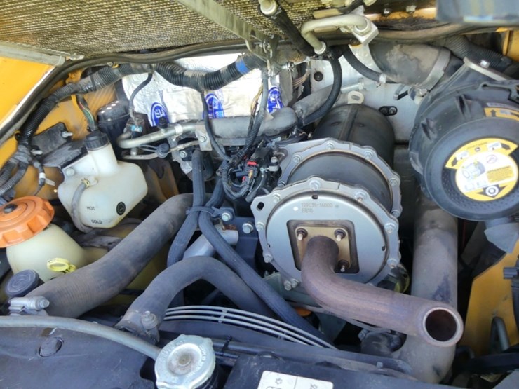 deere-317g-image-9