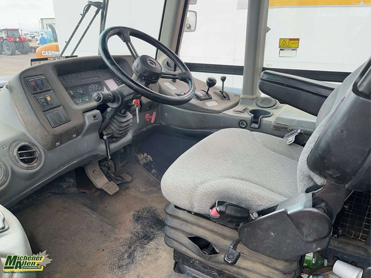 2006-deere-300d-ii-image-6