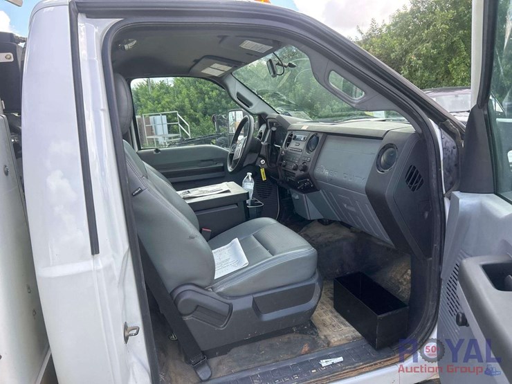 2013-ford-f450-image-37