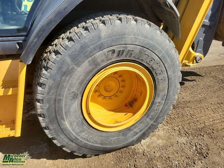 2011-deere-710j-image-30